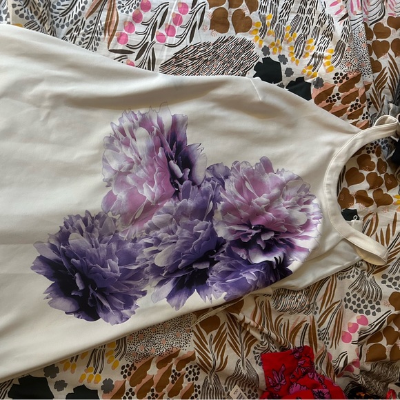 Guess White halter dress with purple flowers - Picture 3 of 3